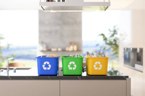 Người dân Đồng Nai mang rác tái chế đi đổi quà. (Ảnh minh họa: kho ảnh Pixabay) 